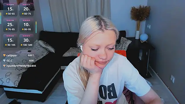 Millie_Vanillies webcam