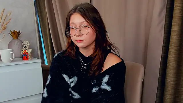 AprylShotwell webcam