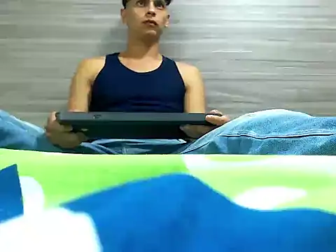 wiltom_ - Wiltom_'s free webcam - UK Sex Cams