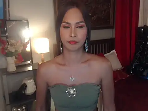 Nathalieheartt webcam