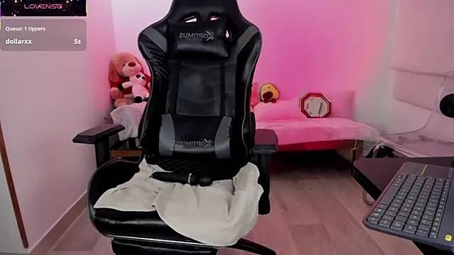 biancastrongg - Biancastrongg's free webcam