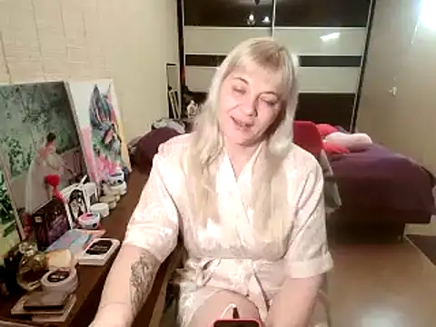 Lia_Laguna77 webcam