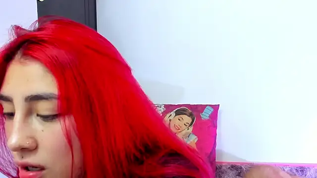 adahraa_younng webcam