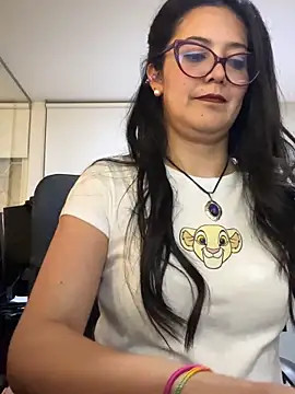 TAMARALEWISMD webcam