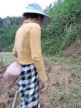 tin_tanny - Tin_tanny's free webcam