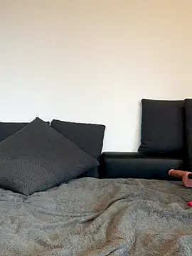 lauraluxxx - LauraLuxxx's free webcam