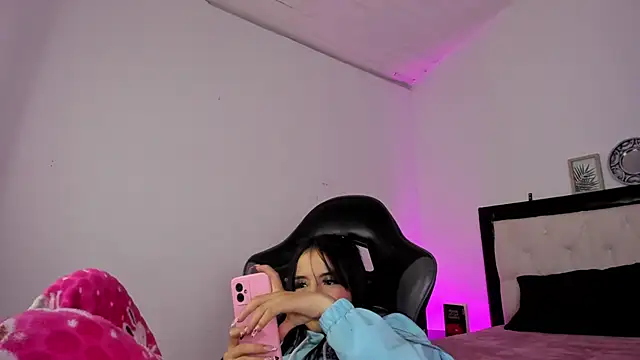 barbieteeen - Barbieteeen's free webcam