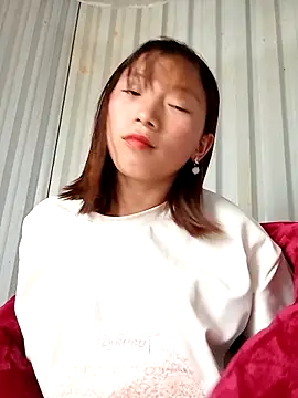 julybi - Julybi's free webcam