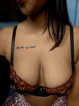 ema-01 - Ema-01's free webcam