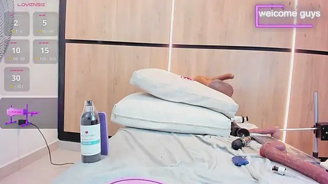 adela_chase - Adela_chase's free webcam