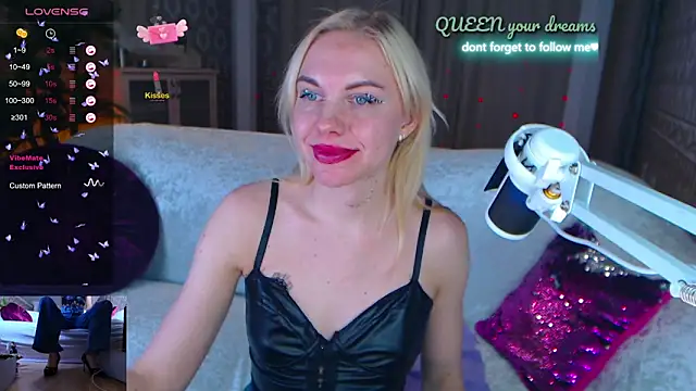 lisindoll - LiSinDoll's free webcam - UK Sex Cams