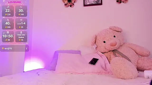 nyra_lux16 - Nyra_lux16's free webcam