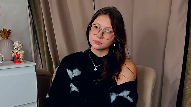 AprylShotwell webcam