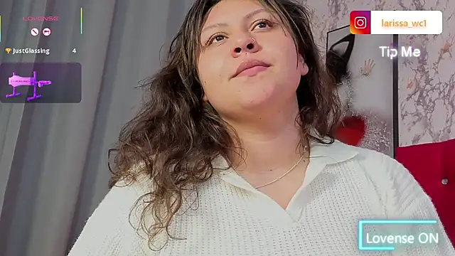 random chatroom Larissa Antonella