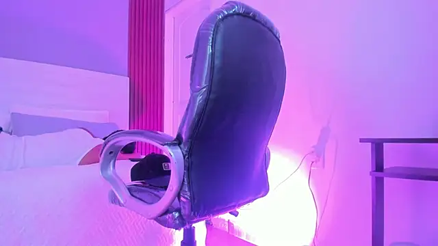 Brunette__boy webcam