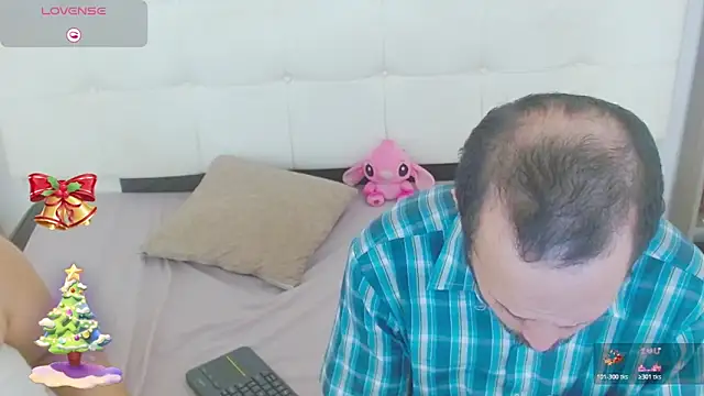 Candy_and_Jh0n webcam