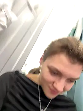 valenciashock - ValenciaShock's free webcam