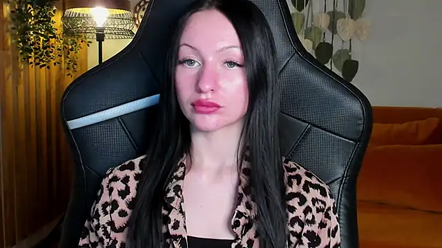 naomiblakes - NaomiBlakes's free webcam - UK Sex Cams