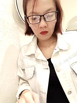 Mint299 webcam stripchat model stream image