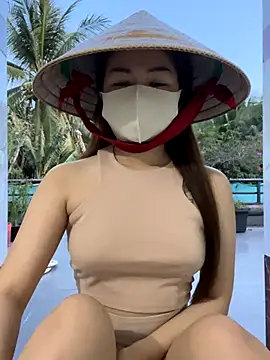 babythree_ (F young) - Play pussy in public garden 🪴