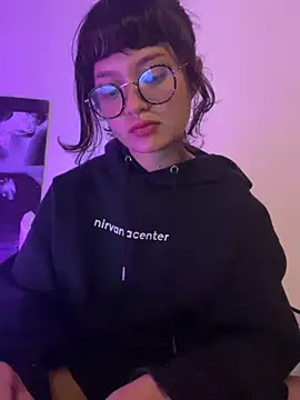 Webcam Model (Angel-Lewd-cake-)  is live.Free join now!