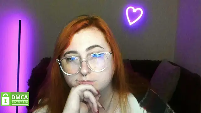 alicia_love00 - Alicia_love00's free webcam - UK Sex Cams