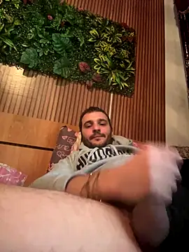 alexandruuk - AlexandruUK's free webcam - UK Sex Cams