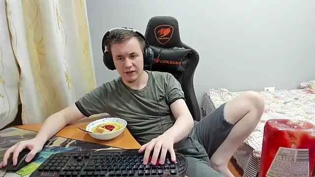 iliaskrislove webcam