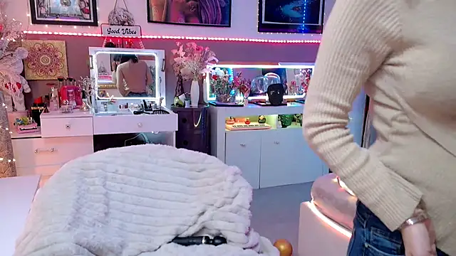 misscectito13 - Misscectito13's free webcam