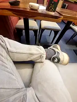 YoursThickDick webcam