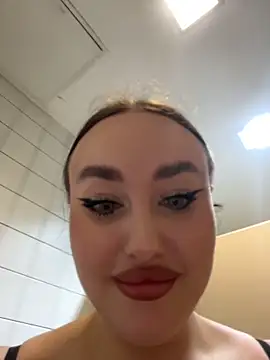 kirasunshine - KiraSunshine's free webcam