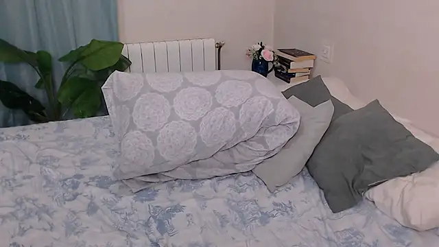 chat room adult YourSpanishGoddess