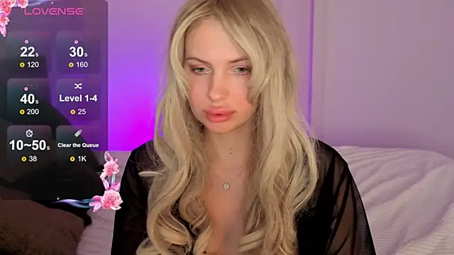 sweetcherryblonde - SweetCherryBlonde's free webcam