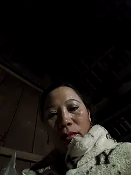 y-eahi - Y-eahi's free webcam