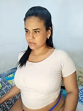 antonellashot - AntonellaShot's free webcam