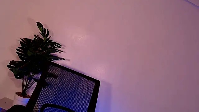 MissCalista_butler webcam