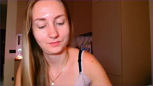 bluuesilk - BluueSilk's free webcam