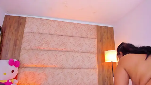 ivannaavega - IvannaaVega's free webcam