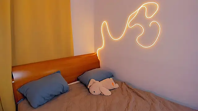 sex chatroom JoCauterucci