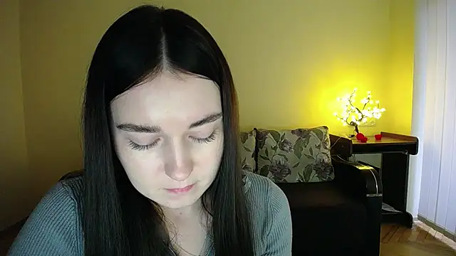 Pretty_shy webcam
