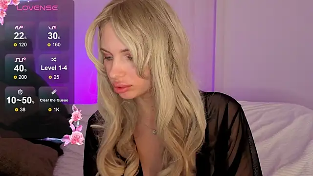 SweetCherryBlonde webcam