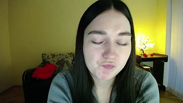 webcam model Pretty Shy