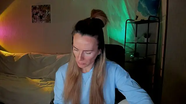 rebeccamartinez - RebeccaMartinez's free webcam