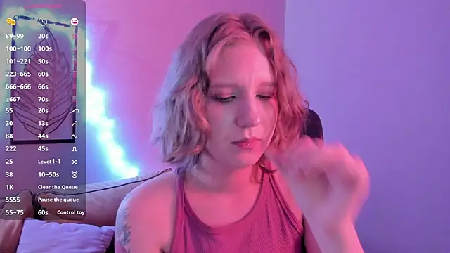 hailey_foxy - Hailey_Foxy's free webcam