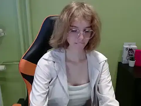 juicypenny - JuicyPenny's free webcam