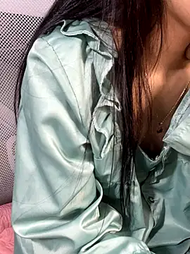 mina048 - Mina048's free webcam