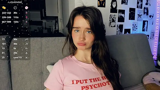 lovelyalivia - Lovelyalivia's free webcam - UK Sex Cams