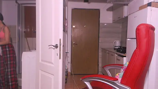 simyhvn - Simyhvn's free webcam