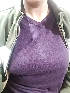 Webcam Model (meenu_bhabhi547) is live