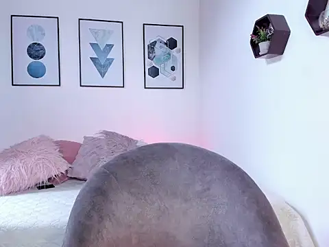 hannarose__ - HannaRose__'s free webcam